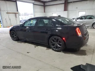 2021 Chrysler 300 with VIN 2C3CCABT6MH606359, listed as a Copart auction lot 83579504 with 41,036 mi miles and Salvage Title. Bid and sale history available at carsss.com. Image 2.