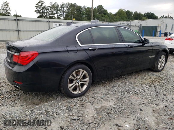 2010 BMW 7 Series 750Li xDrive z VIN WBAKC8C59ACY68940, wystawiony jako Copart lot #68335353 z przebiegiem 168 470 mil mil oraz Szkoda całkowita • Salvage title. Historia ofert i sprzedaży dostępna na DreamBid. Obrazek 3.