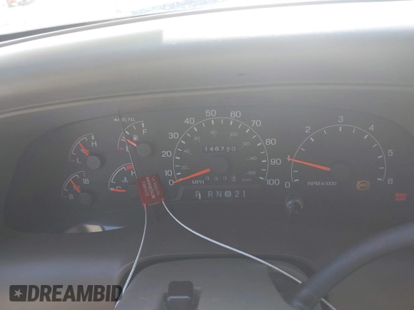 2000 Ford Excursion Limited с VIN 1FMNU42S5YED63744, выставлен на аукционе IAAI как лот 42581052 с пробегом 146 720 миль миль и . История ставок и продаж доступна на DreamBid. Изображение 7.