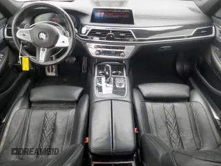 2020 BMW 7 Series 750i xDrive z VIN WBA7U2C02LGJ59296, wystawiony jako Copart lot #58029085 z przebiegiem 116 522 mil mil oraz Czysty tytuł • Clean title. Historia ofert i sprzedaży dostępna na DreamBid. Obrazek 8.