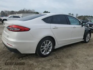 2019 Ford Fusion SE with VIN 3FA6P0HD4KR200742, listed as a Copart auction lot 49302755 with 87,166 mi miles and Salvage Title. Bid and sale history available at DreamBid. Image 3.