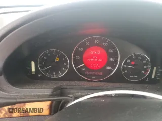 2009 Mercedes-Benz E 350 with VIN WDBUH87X99B438401, listed as a Copart auction lot 43974375 with 236,551 mi miles and Salvage Title. Bid and sale history available at DreamBid. Image 9.