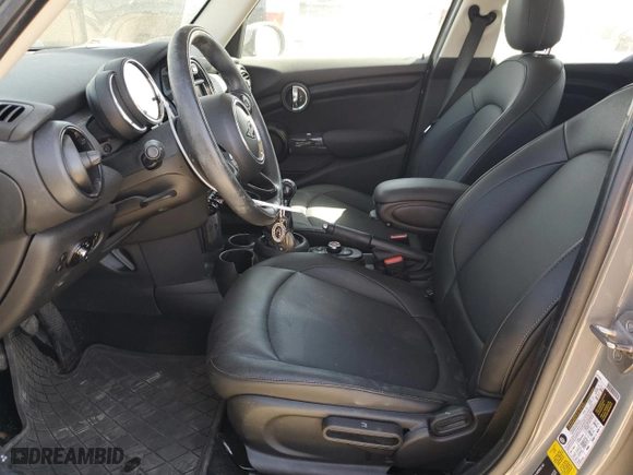 2019 MINI Hardtop 4 Door Cooper with VIN WMWXU1C57K2L09744, listed as a Copart auction lot 49324595 with 40,554 mi miles and Salvage Title. Bid and sale history available at carsss.com. Image 7.