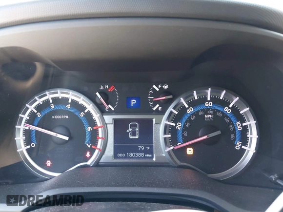 2014 Toyota 4Runner SR5 z VIN JTEZU5JR7E5077539, wystawiony jako IAAI lot #41851723 z przebiegiem 180 388 mil mil oraz . Historia ofert i sprzedaży dostępna na DreamBid. Obrazek 7.