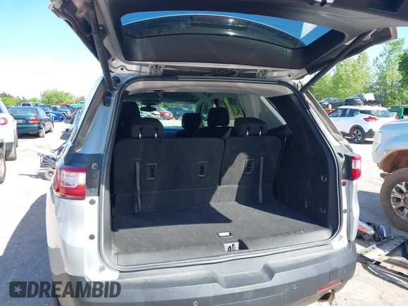 2020 Chevrolet Traverse LT Cloth z VIN 1GNERGKW3LJ177069, wystawiony jako IAAI lot #42080588 z przebiegiem 91 630 mil mil oraz . Historia ofert i sprzedaży dostępna na DreamBid. Obrazek 17.