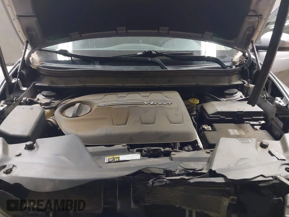 2018 Jeep Cherokee Latitude with VIN 1C4PJMCX3JD579569, listed as a IAAI auction lot 42347011 with 129,990 mi miles and . Bid and sale history available at DreamBid. Image 10.