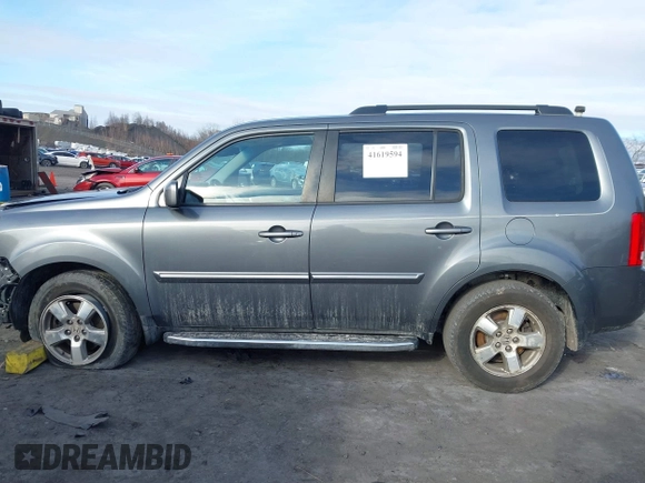 2011 Honda Pilot EX with VIN 5FNYF4H4XBB008594, listed as a IAAI auction lot 41619594 with 171,237 mi miles. Bid and sale history available at carsss.com. Image 14.