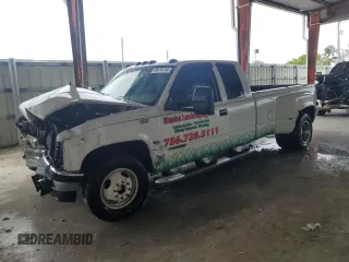 1997 Chevrolet Silverado 3500 z VIN 1GCHC39R4VE173348, wystawiony jako Copart lot #69478734 z przebiegiem 233 736 mil mil oraz Szkoda całkowita • Salvage title. Historia ofert i sprzedaży dostępna na DreamBid. Obrazek 1.