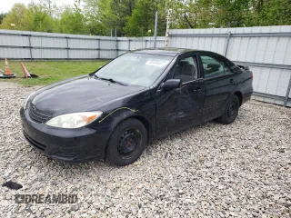 2004 Toyota Camry LE z VIN 4T1BE32K04U297890, wystawiony jako Copart lot #56909065 z przebiegiem 237 638 mil mil oraz Szkoda całkowita • Salvage title. Historia ofert i sprzedaży dostępna na DreamBid. Obrazek 1.