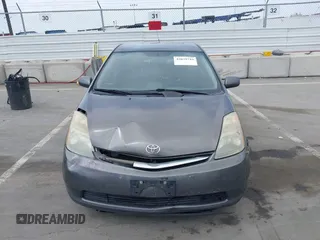 2007 Toyota Prius with VIN JTDKB20U473202513, listed as a IAAI auction lot 42039744 with 176,233 mi miles. Bid and sale history available at carsss.com. Image 12.