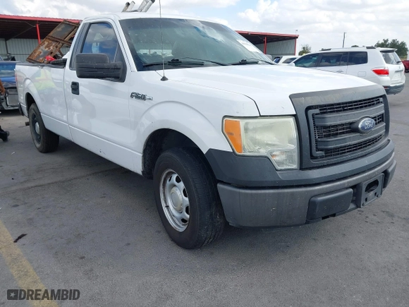 2014 Ford F-150 XL with VIN 1FTMF1CM6EKD40608, listed as a IAAI auction lot 40650148 with 163,333 mi miles. Bid and sale history available at carsss.com. Image 1.