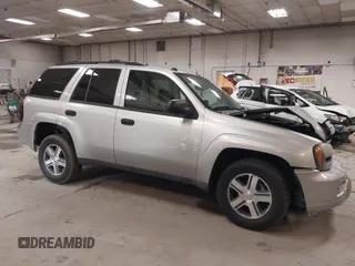 2005 Chevrolet TrailBlazer LT with VIN 1GNDT13S252171914, listed as a IAAI auction lot 39875176 with 112,862 mi miles and . Bid and sale history available at DreamBid. Image 14.