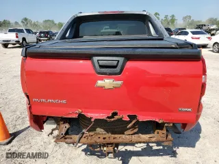 2008 Chevrolet Avalanche LTZ with VIN 3GNFK123X8G181138, listed as a Copart auction lot 70577774 with 135,290 mi miles and Salvage Title. Bid and sale history available at carsss.com. Image 6.