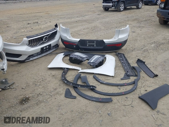 2022 Volvo XC40 Momentum с VIN YV4162UK6N2755592, выставлен на аукционе IAAI как лот 41684922 с пробегом 35 925 миль миль и . История ставок и продаж доступна на DreamBid. Изображение 12.