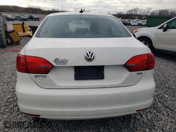 2012 Volkswagen Jetta TDI w/Premium with VIN 3VWLL7AJXCM417595, listed as a Copart auction lot 47739455 with 153,437 mi miles and Clean title. Bid and sale history available at DreamBid. Image 6.
