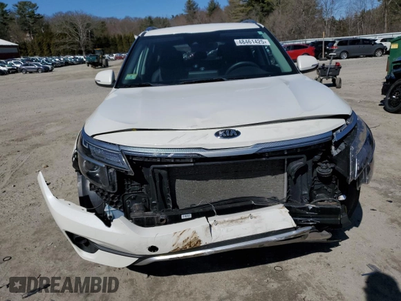 2021 Kia Seltos S with VIN KNDEU2AA6M7080916, listed as a Copart auction lot 48461425 with 45,616 mi miles and Salvage Title. Bid and sale history available at DreamBid. Image 5.