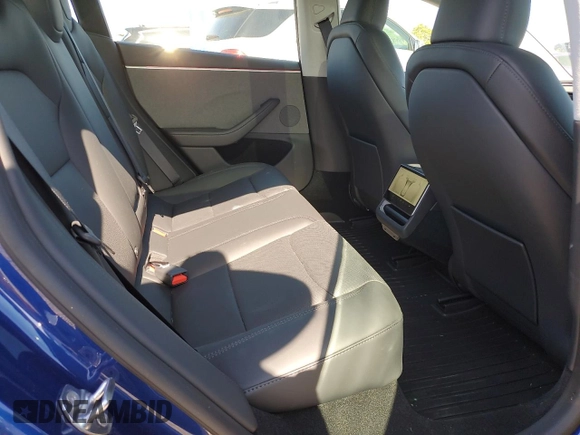 2025 Tesla Model 3 Long Range with VIN 5YJ3E1EA6SF935839, listed as a Copart auction lot 57665785 with 5,996 mi miles and Salvage title. Bid and sale history available at DreamBid. Image 10.