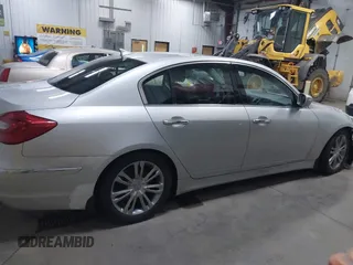 2013 Hyundai Genesis 3.8L z VIN KMHGC4DD4DU217488, wystawiony jako IAAI lot #41021234 z przebiegiem 204 960 mil mil oraz . Historia ofert i sprzedaży dostępna na DreamBid. Obrazek 13.