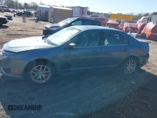 2011 Ford Fusion SEL with VIN 3FAHP0JG9BR131298, listed as a IAAI auction lot 41747976 with 169,000 mi miles. Bid and sale history available at carsss.com. Image 14.