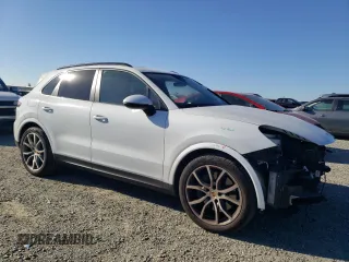 2019 Porsche Cayenne S z VIN WP1AB2AY0KDA65357, wystawiony jako Copart lot #88664425 z przebiegiem 54 087 mil mil oraz Szkoda całkowita • Salvage title. Historia ofert i sprzedaży dostępna na DreamBid. Obrazek 4.