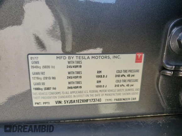 2017 Tesla Model S 100D z VIN 5YJSA1E2XHF173740, wystawiony jako Copart lot #62233125 z przebiegiem 73 932 mil mil oraz Szkoda całkowita • Salvage title. Historia ofert i sprzedaży dostępna na DreamBid. Obrazek 12.