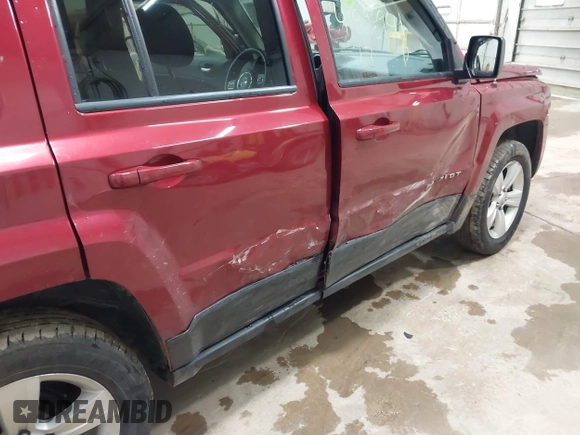 2017 Jeep Patriot High Altitude with VIN 1C4NJRFB1HD159078, listed as a IAAI auction lot 41998941 with 102,194 mi miles. Bid and sale history available at carsss.com. Image 6.