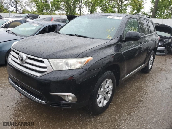 2011 Toyota Highlander with VIN 5TDZK3EH9BS041096, listed as a Copart auction lot 51867074 with 307,664 mi miles and Salvage Title. Bid and sale history available at carsss.com. Image 1.