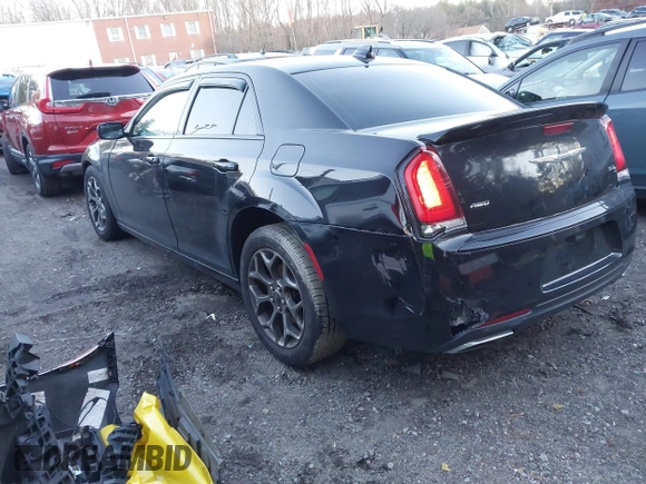 2015 Chrysler 300 with VIN 2C3CCAGG7FH904546, listed as a IAAI auction lot 41204780 with 75,978 mi miles. Bid and sale history available at carsss.com. Image 3.