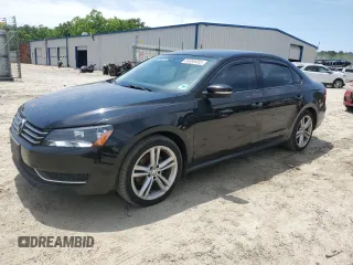 2015 Volkswagen Passat S with VIN 1VWAT7A39FC010561, listed as a Copart auction lot 56398055 with 129,238 mi miles and Salvage title. Bid and sale history available at DreamBid. Image 1.