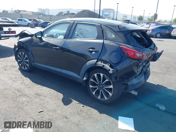 2019 Mazda CX-3 Touring with VIN JM1DKDC7XK1406974, listed as a IAAI auction lot 42047455 with 68,313 mi miles. Bid and sale history available at carsss.com. Image 3.