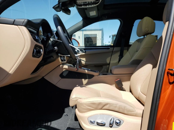 2025 Porsche Macan z VIN WP1AA2A59SLB01593, wystawiony jako Copart lot #50846695 z przebiegiem 5 487 mil mil oraz Szkoda całkowita • Salvage title. Historia ofert i sprzedaży dostępna na DreamBid. Obrazek 7.