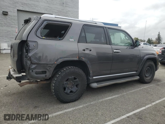 2010 Toyota 4Runner SR5 z VIN JTEZU5JR1A5003267, wystawiony jako Copart lot #55362175 z przebiegiem 449 563 mil mil oraz Szkoda całkowita • Salvage title. Historia ofert i sprzedaży dostępna na DreamBid. Obrazek 3.