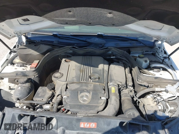 2015 Mercedes-Benz C-Class C 250 with VIN WDDGJ4HB1FG403788, listed as a IAAI auction lot 40495537 with 129,832 mi miles. Bid and sale history available at carsss.com. Image 10.