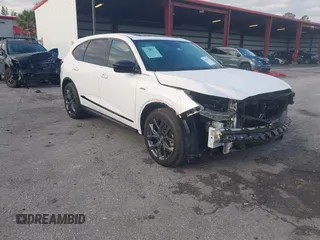 2024 Acura MDX w/A-Spec Package with VIN 5J8YE1H05RL017260, listed as a IAAI auction lot 41653295 with 11,332 mi miles. Bid and sale history available at carsss.com. Image 1.