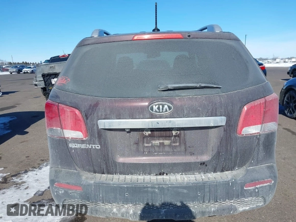 2013 Kia Sorento LX with VIN 5XYKT3A60DG379067, listed as a IAAI auction lot 41613664 with 142,651 mi miles and . Bid and sale history available at carsss.com. Image 16.
