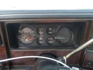 1984 Chevrolet El Camino z VIN 1GCCW80H6ER150486, wystawiony jako Copart lot #76031834 z przebiegiem 77 554 mil mil oraz Szkoda całkowita • Salvage title. Historia ofert i sprzedaży dostępna na DreamBid. Obrazek 9.