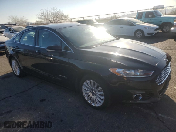 2016 Ford Fusion SE Hybrid with VIN 3FA6P0LU1GR173062, listed as a Copart auction lot 43481475 with 240,761 mi miles and Clean Title. Bid and sale history available at carsss.com. Image 4.