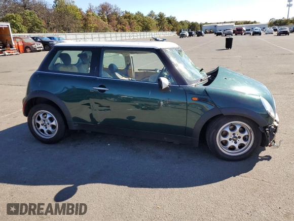 2004 MINI Hardtop with VIN WMWRC33484TJ58571, listed as a Copart auction lot 74843094 with Not Provided miles and Salvage Title. Bid and sale history available at DreamBid. Image 4.