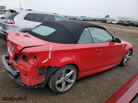 2009 BMW 1 Series 135i with VIN WBAUN93579VK40724, listed as a Copart auction lot 81851874 with 92,394 mi miles and Salvage Title. Bid and sale history available at carsss.com. Image 3.