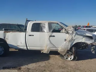 2018 Ram 2500 Tradesman with VIN 3C6UR5HJ5JG284277, listed as a IAAI auction lot 41708541 with 1 mi miles. Bid and sale history available at carsss.com. Image 13.