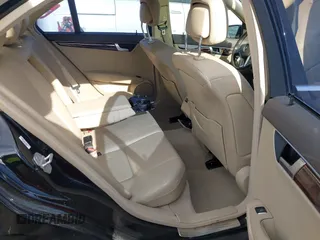 2012 Mercedes-Benz C 300 Sport с VIN WDDGF8BB0CR194061, выставлен на аукционе IAAI как лот 42309322 с пробегом 100 508 миль миль и . История ставок и продаж доступна на DreamBid. Изображение 8.