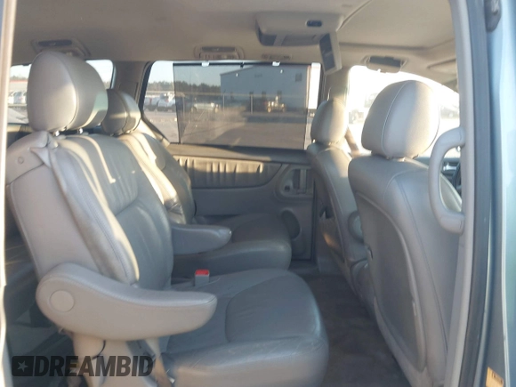 2007 Toyota Sienna XLE with VIN 5TDZK22C47S048516, listed as a IAAI auction lot 41367115 with 236,058 mi miles. Bid and sale history available at carsss.com. Image 8.