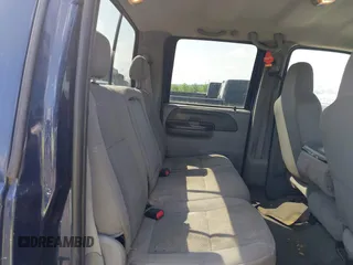 2004 Ford F-250 XL z VIN 1FTNW21LX4ED06723, wystawiony jako IAAI lot #42709096 z przebiegiem 115 613 mil mil oraz . Historia ofert i sprzedaży dostępna na DreamBid. Obrazek 8.