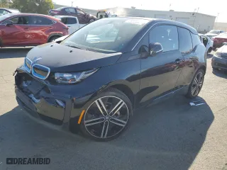 2018 BMW i3 with VIN WBY7Z2C5XJVE61932, listed as a Copart auction lot 72055694 with 0 mi miles and Salvage Title. Bid and sale history available at carsss.com. Image 1.