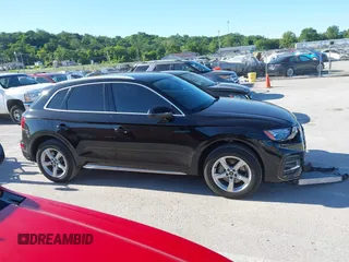 2021 Audi Q5 Premium z VIN WA1AAAFY9M2076387, wystawiony jako IAAI lot #42303925 z przebiegiem 46 954 mil mil oraz . Historia ofert i sprzedaży dostępna na DreamBid. Obrazek 13.