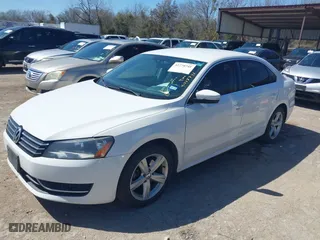 2013 Volkswagen Passat SE with VIN 1VWBP7A35DC086378, listed as a IAAI auction lot 41778741 with 182,726 mi miles. Bid and sale history available at carsss.com. Image 2.