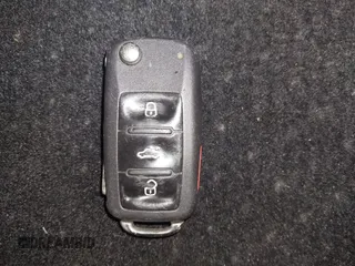 2010 Volkswagen Jetta SE z VIN 3VWRZ7AJ3AM157188, wystawiony jako IAAI lot #41816829 z przebiegiem 188 180 mil mil oraz . Historia ofert i sprzedaży dostępna na DreamBid. Obrazek 11.