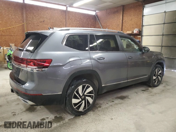 2024 Volkswagen Atlas SEL with VIN 1V2BR2CA8RC532847, listed as a Copart auction lot 52149275 with 26,590 mi miles and Salvage title. Bid and sale history available at DreamBid. Image 3.