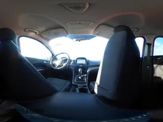 2014 Ford Escape SE с VIN 1FMCU0G91EUB16213, выставлен на аукционе IAAI как лот 41870862 с пробегом 150 070 миль миль и . История ставок и продаж доступна на DreamBid. Изображение 18.