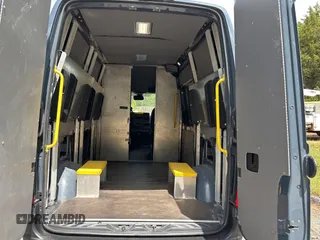 2019 Mercedes-Benz Sprinter Cargo with VIN WD4PF0CD7KP043942, listed as a Copart auction lot 54968745 with 141,118 mi miles and Clean Title. Bid and sale history available at carsss.com. Image 6.